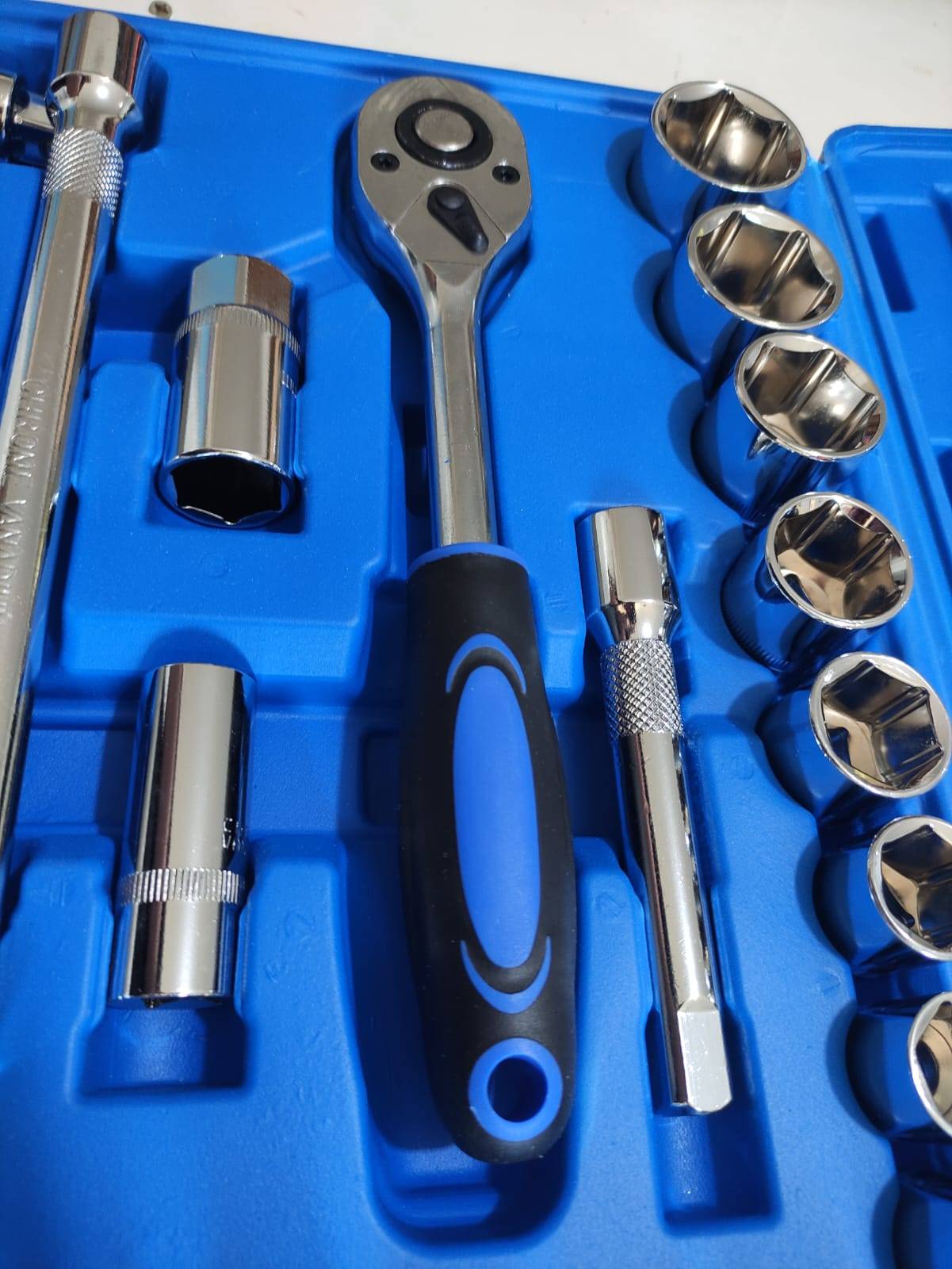 Kit Soquete c/ Catraca Sextavado Jogo 22 peças + Maleta ID-2847K Idea - Imagem 3