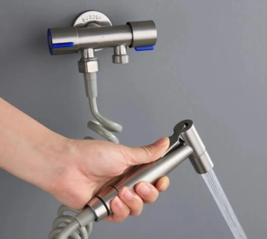 Válvula de Controle Duplo 1 Entrada e 2 Saídas Cromado F-437 Saint Plus